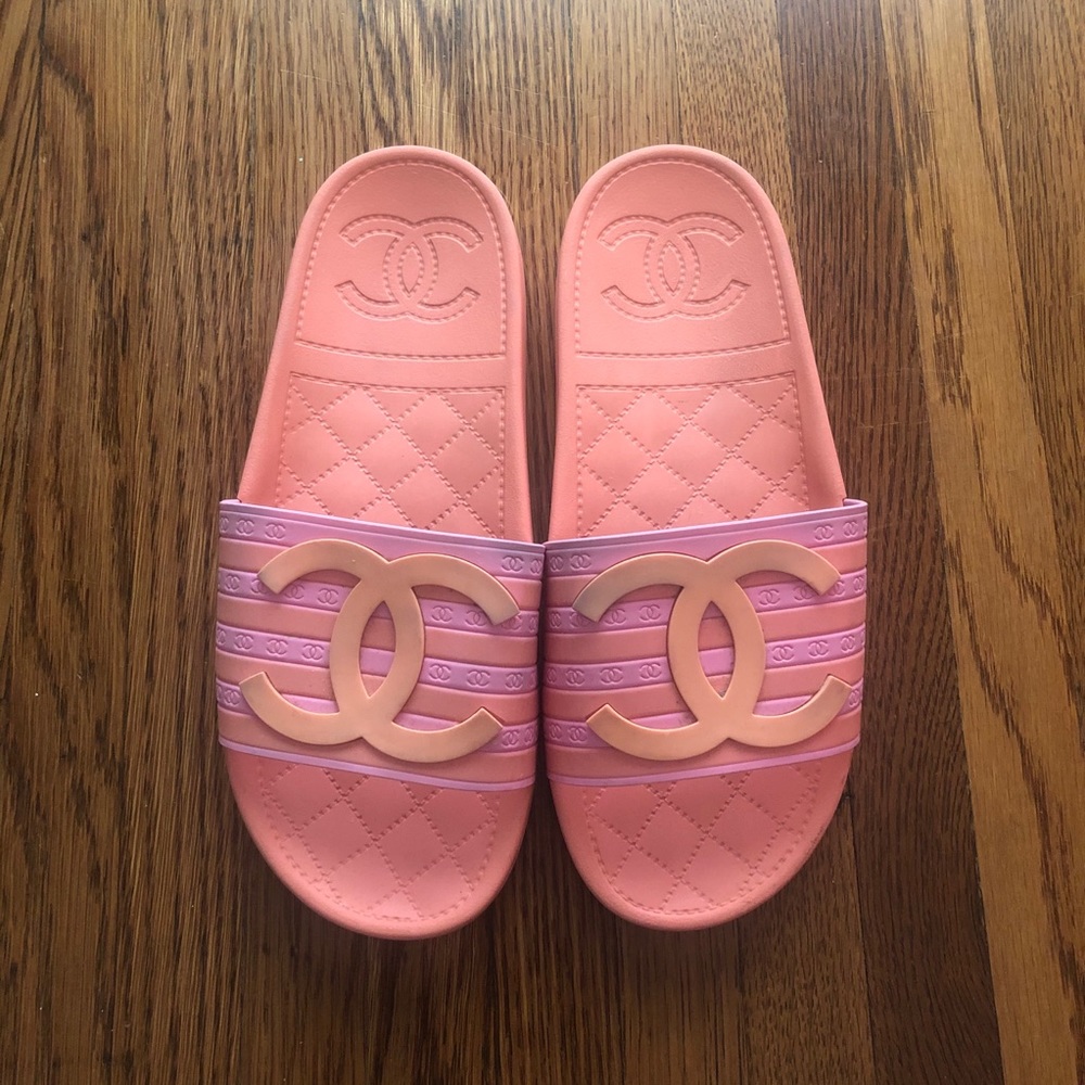 Chanel Pool Slides